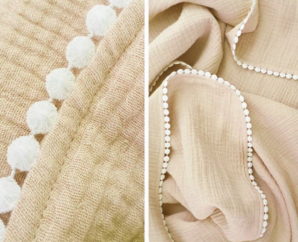 Couverture à pompons personnalisée brodée à la main pour nouveau-né en mousseline de coton biologique et écologique