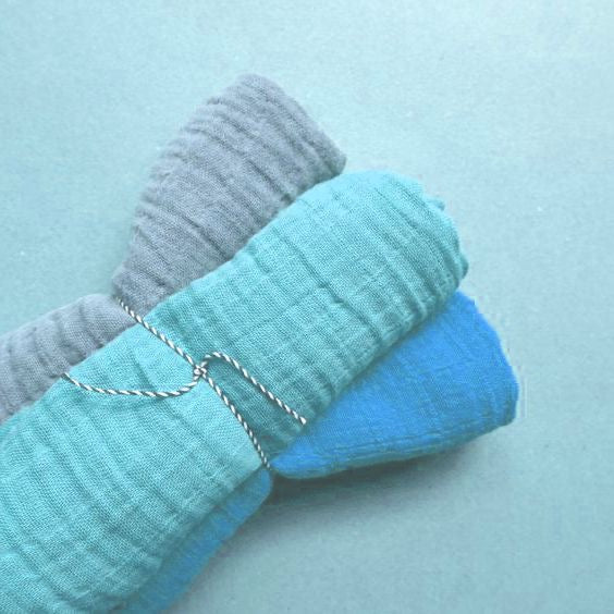 Lot de 3, 5, 7 ou 10 lingettes pour bébé en mousseline de coton biologique respectueuses de l'environnement avec rembourrage imperméable