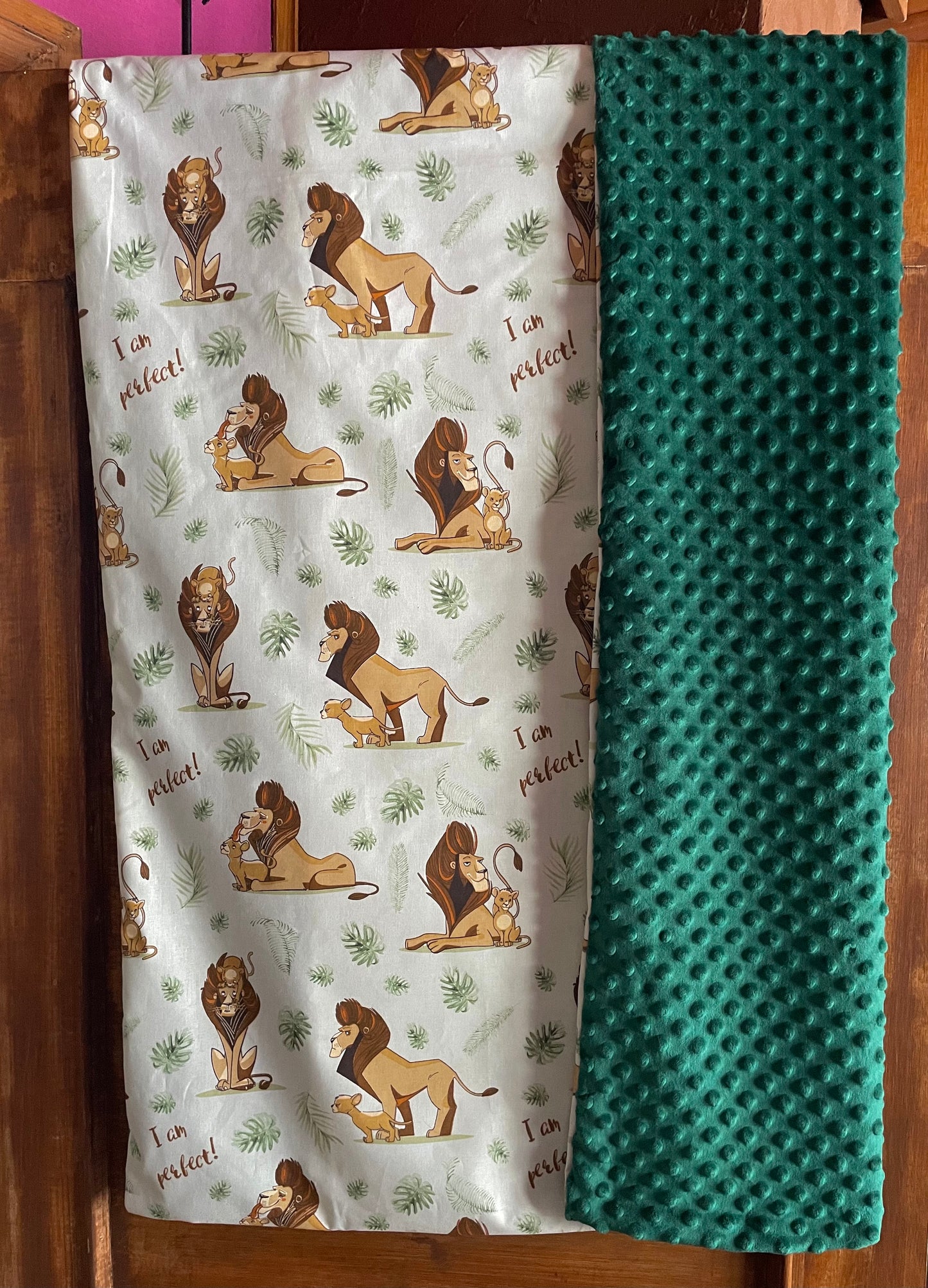 Coffret cadeau Body bébé Lion le futur roi avec couverture Minky assortie l Draps de lit imperméables Coffret cadeau baby shower en boîte