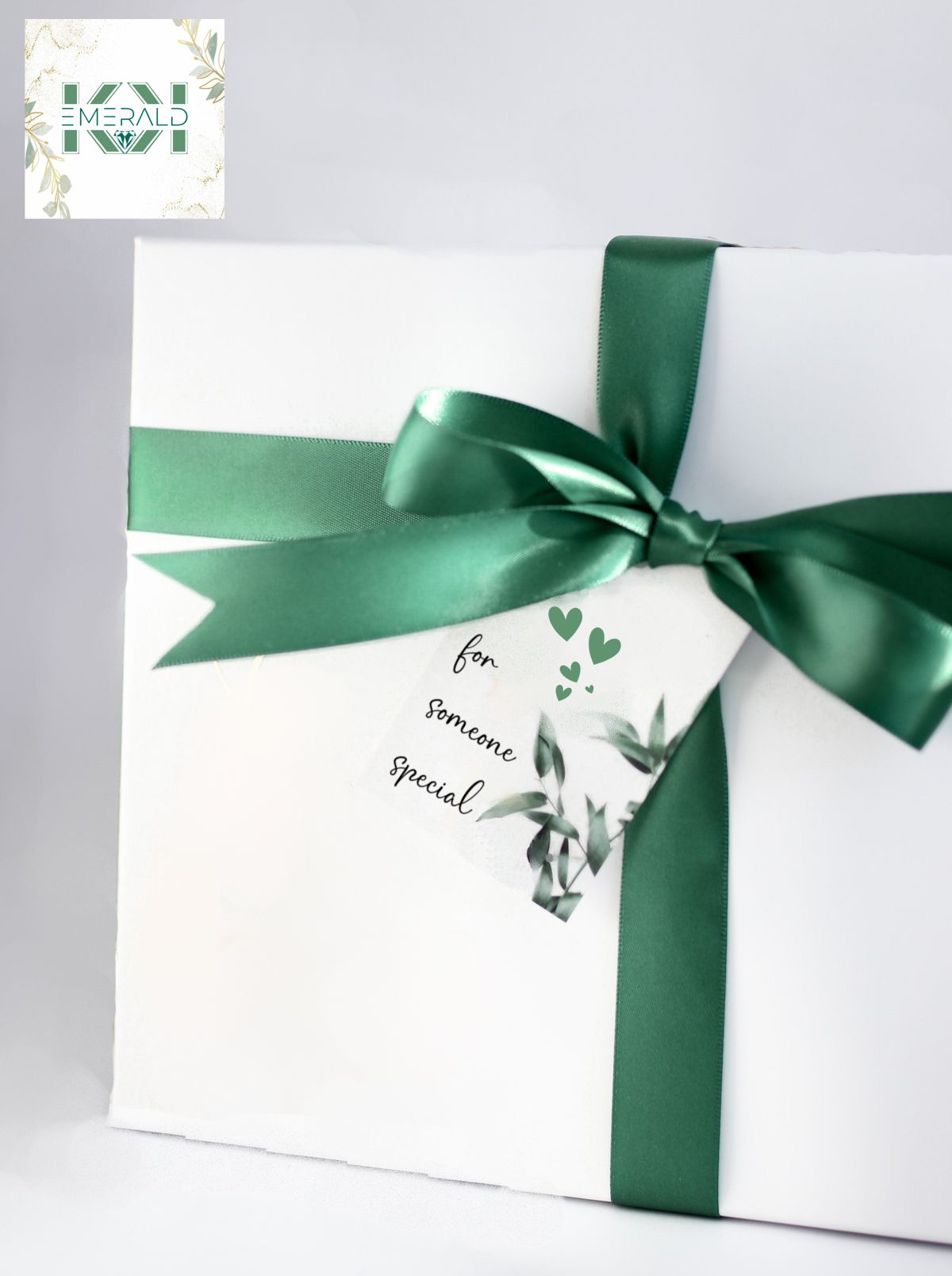 Lot de 3, 5, 7 ou 10 bavoirs pour bébé imperméables à trois couches, bandana personnalisé brodé à la main, coffret cadeau de bavoirs en mousseline de coton biologique respectueux de l'environnement