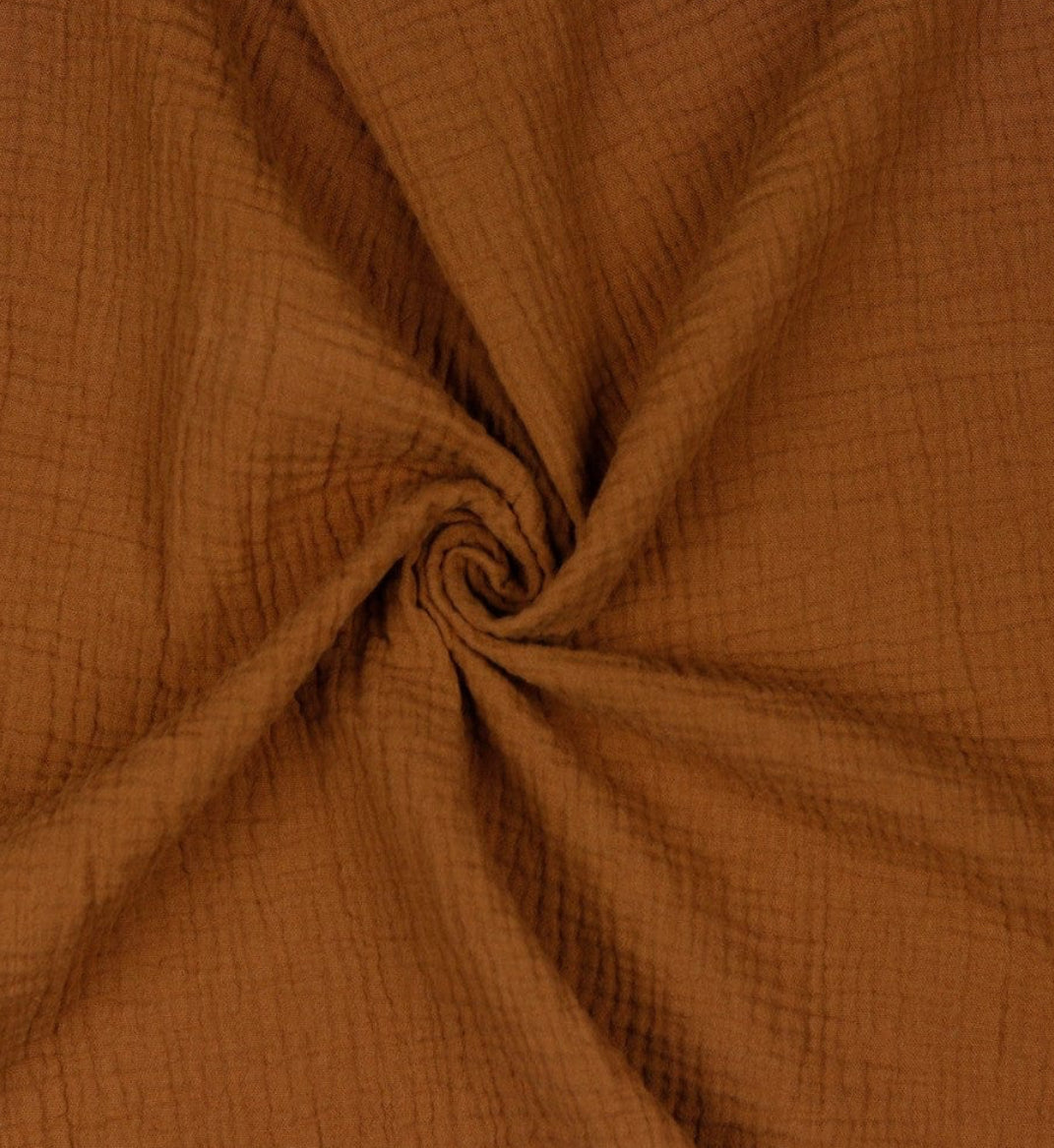 Tissu en mousseline de coton marron chaud