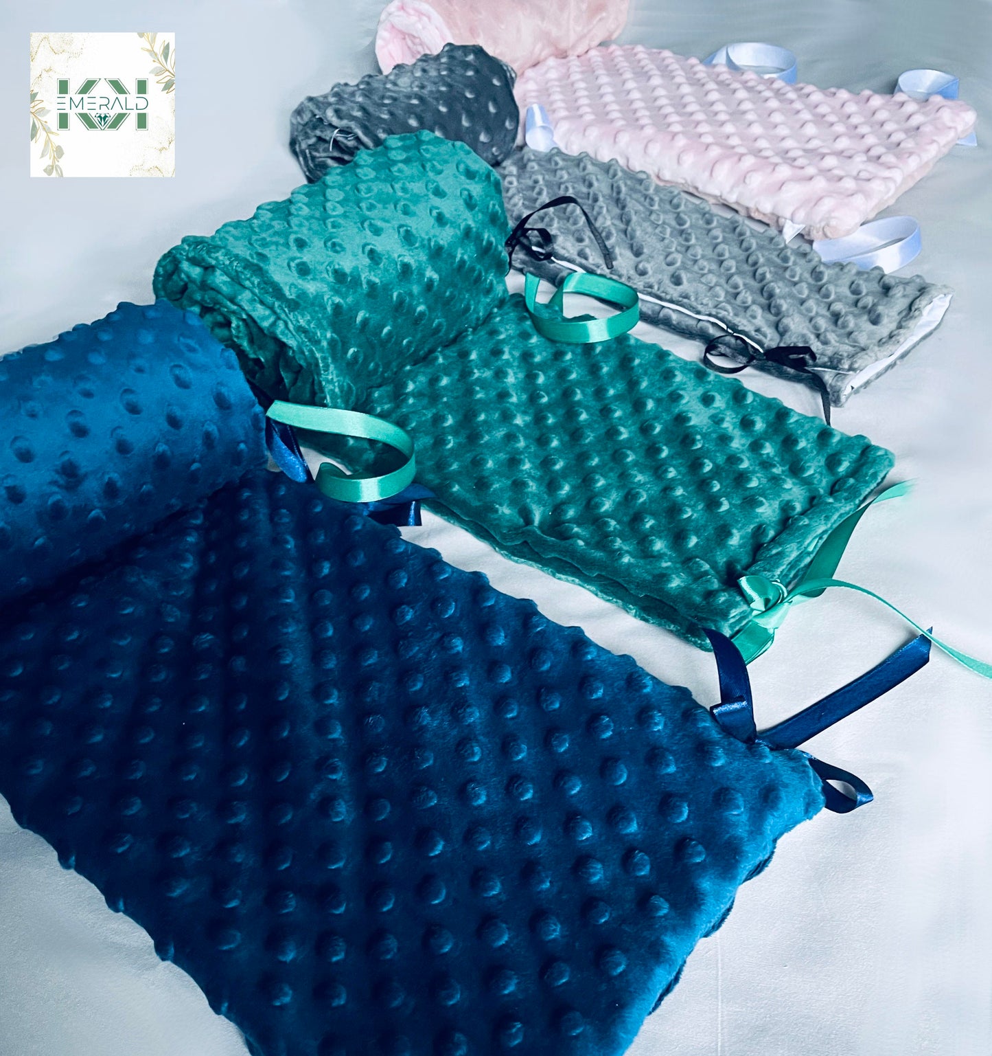 Housse de protection pour lit de bébé ou de tout-petit, tissu Minky doux avec rembourrage doux