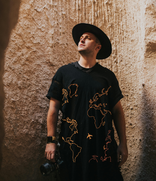 World Map contour T-shirt l Sweatshirt